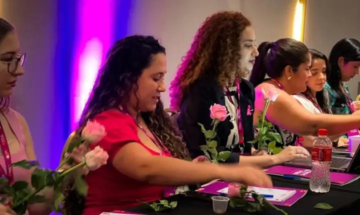Workshop fortalece protagonismo feminino e desenvolvimento profissional de servidoras da Educação